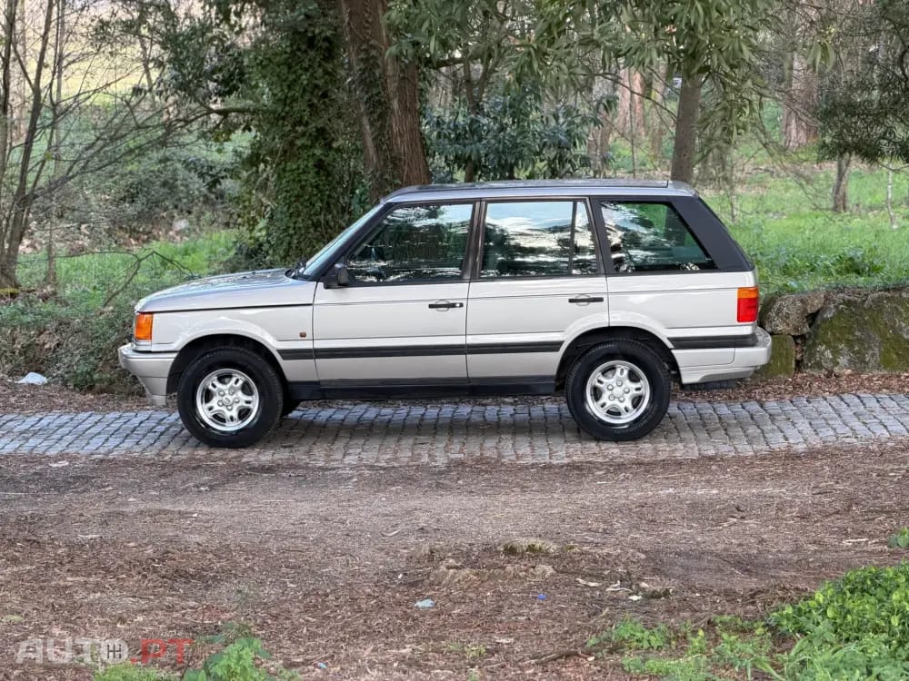 Land Rover Range Rover Outro