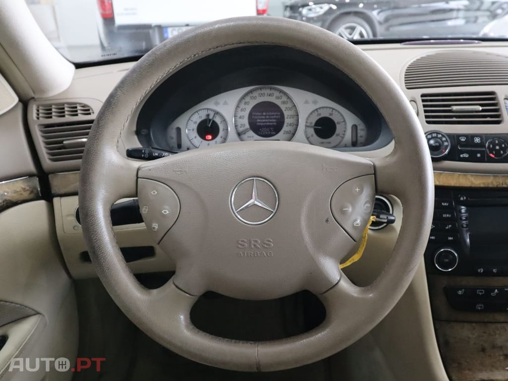 Mercedes-Benz E 220 CDI Avantgarde