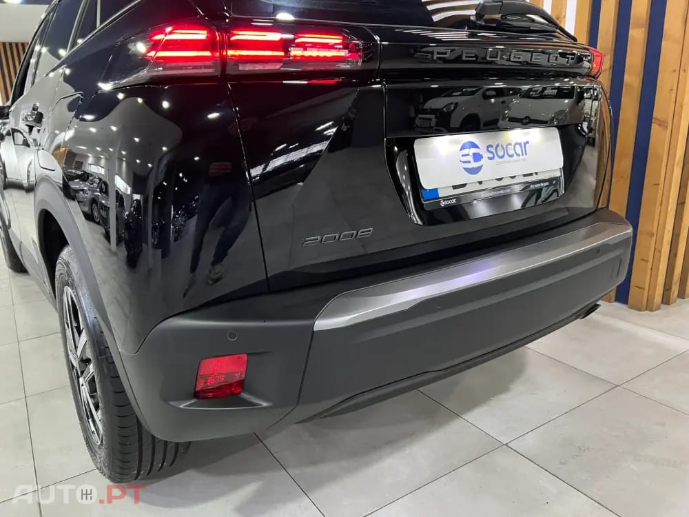 Peugeot 2008 1.2 PureTech Style