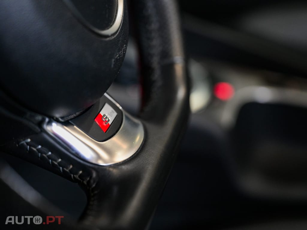 Audi TT 1.8 TFSi S-line S tronic