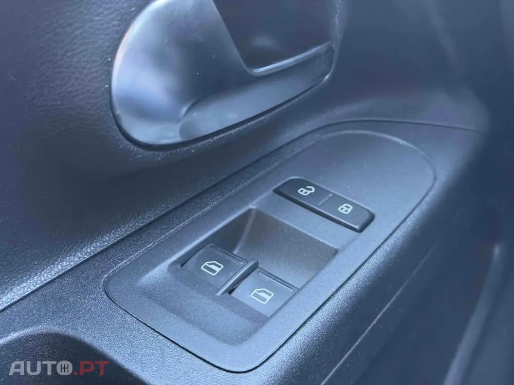 Volkswagen Up! 1.0 Move Auto