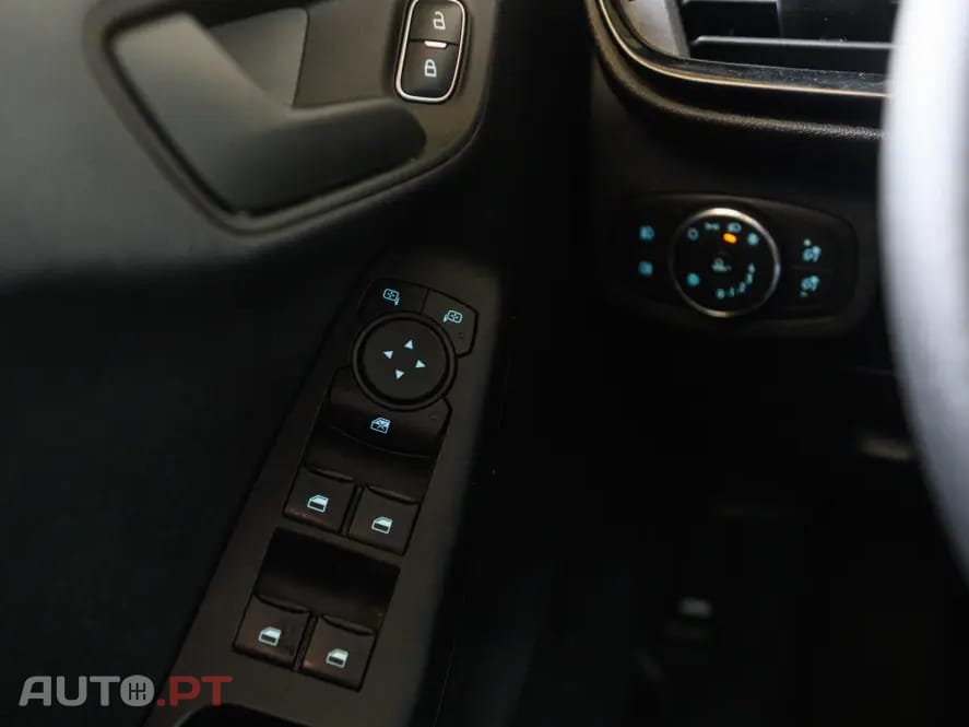 Ford Fiesta 1.0 EcoBoost Trend Connected