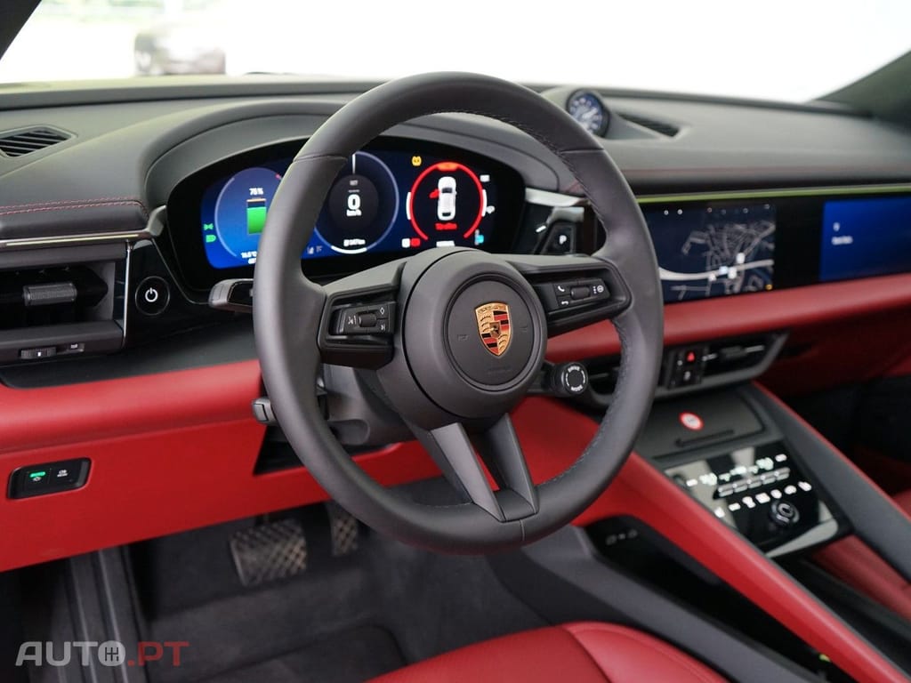 Porsche Macan Bose