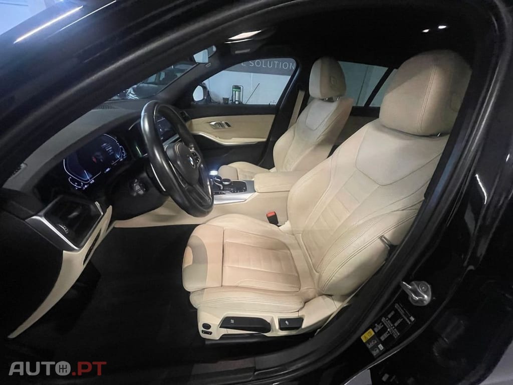 BMW 330 e Touring Pack M Auto