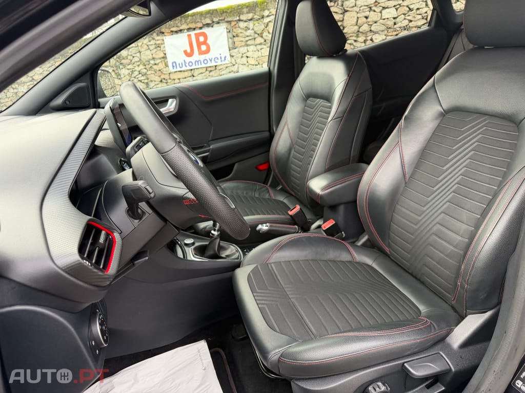 Ford Puma 1.0 EcoBoost Hybrid ST-LINE X