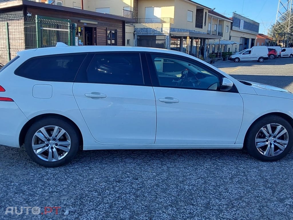 Peugeot 308 1.6 BlueHDi Allure