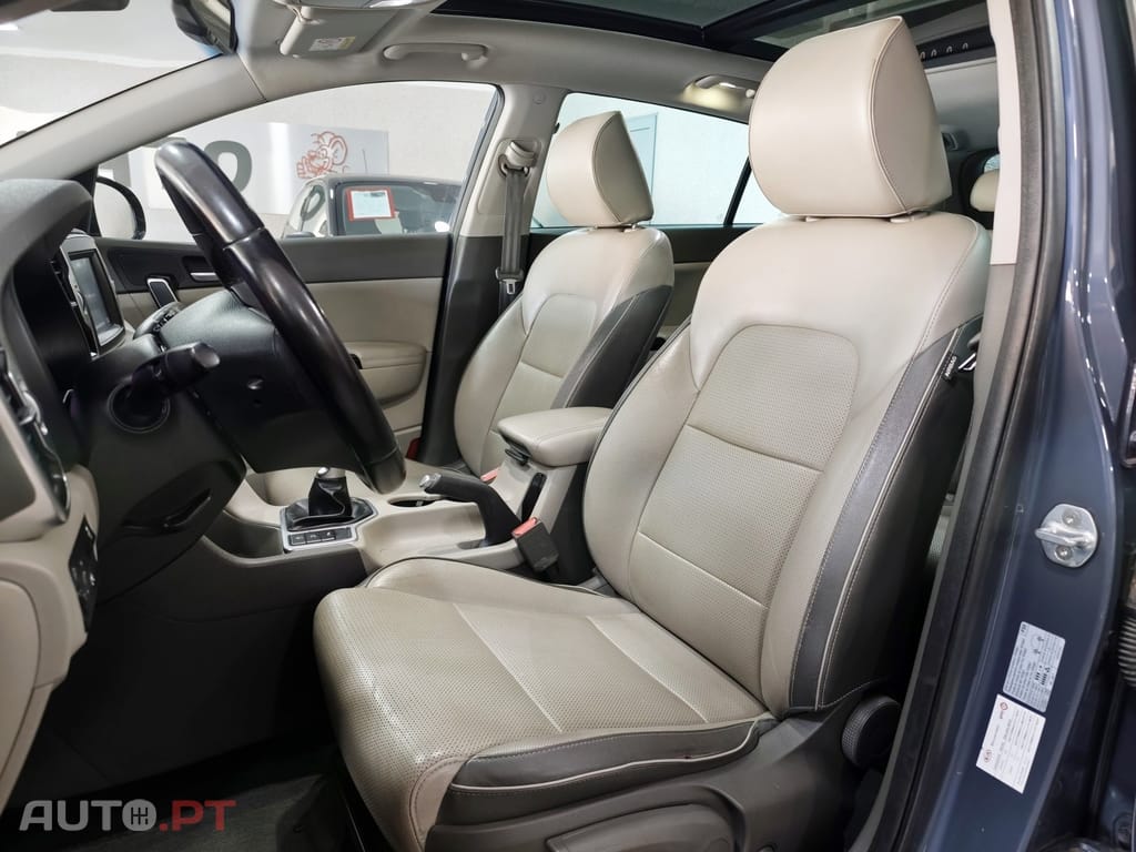 Kia Sportage 1.7 CRDi ISG TX Prime