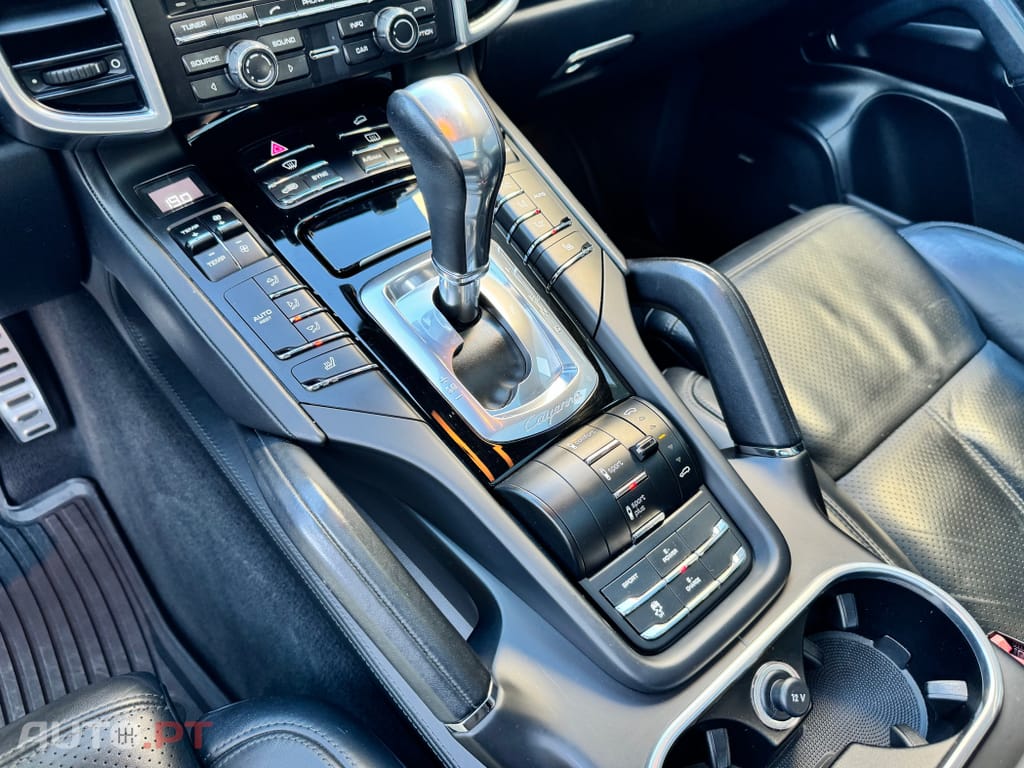 Porsche Cayenne S E-Hybrid Platinum Edition