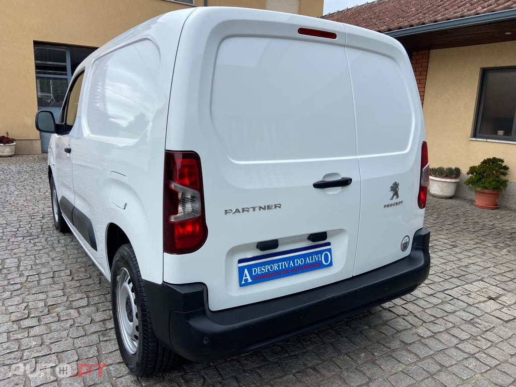 Peugeot Partner 1.6 HDI L1  100cv Carplay  Nacional Só 99 mil kms