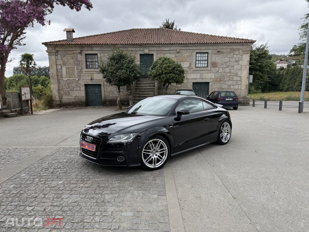 Audi TT 2.0 TFSI quattro S-line S tronic