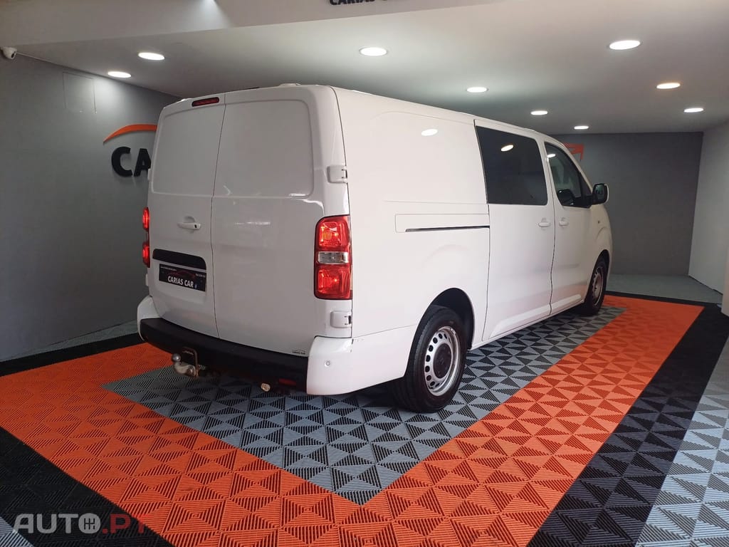 Peugeot Expert 2.0 BlueHDi Semi-Vidrado Standard EAT8