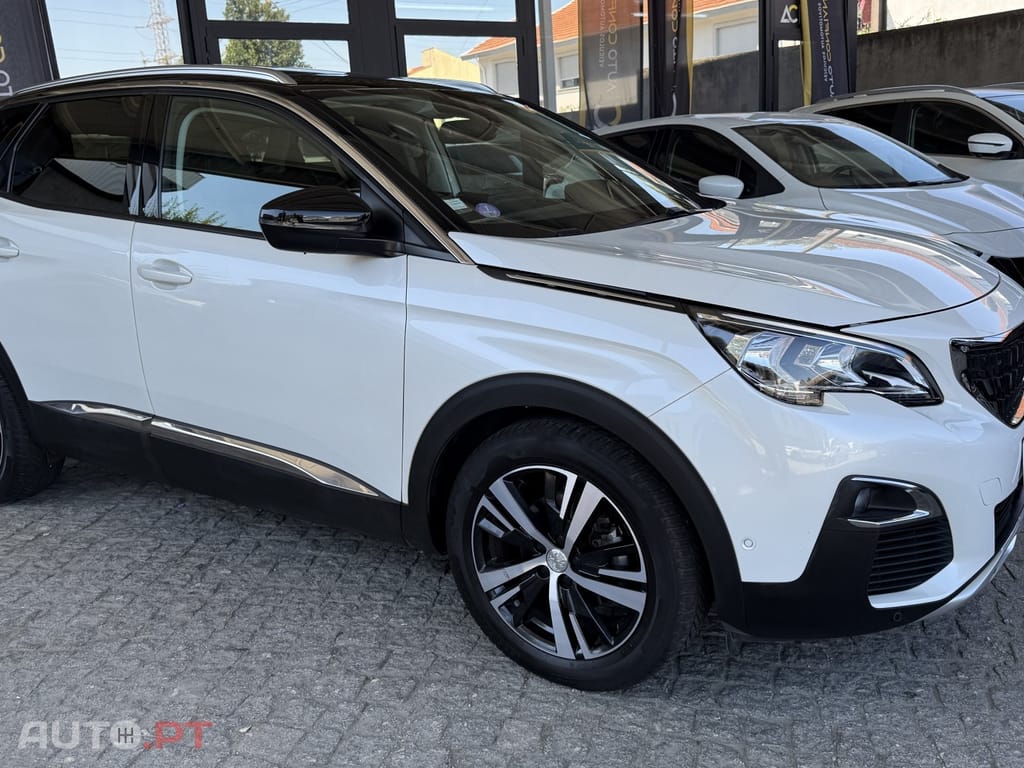 Peugeot 3008 1.2 PureTech Allure EAT8