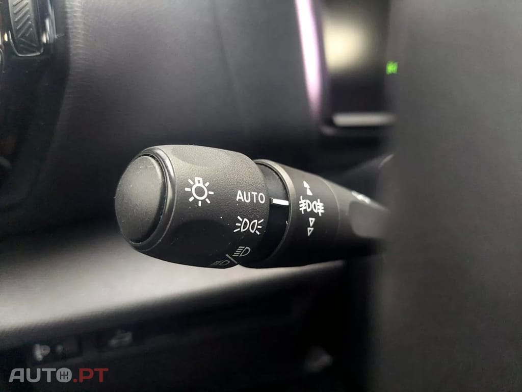 Citroen C4 X 1.2 PureTech Plus EAT8