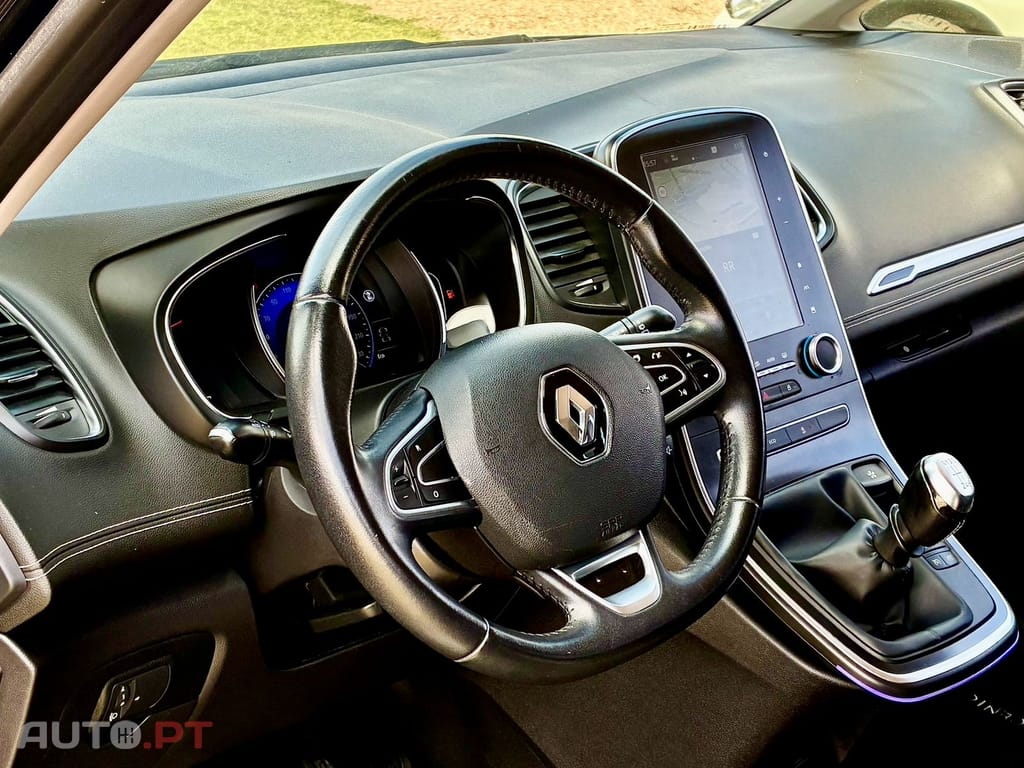 Renault Grand Scénic 1.5 Hybrid Assist