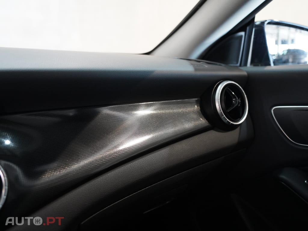 Mercedes-Benz CLA 180 d Style