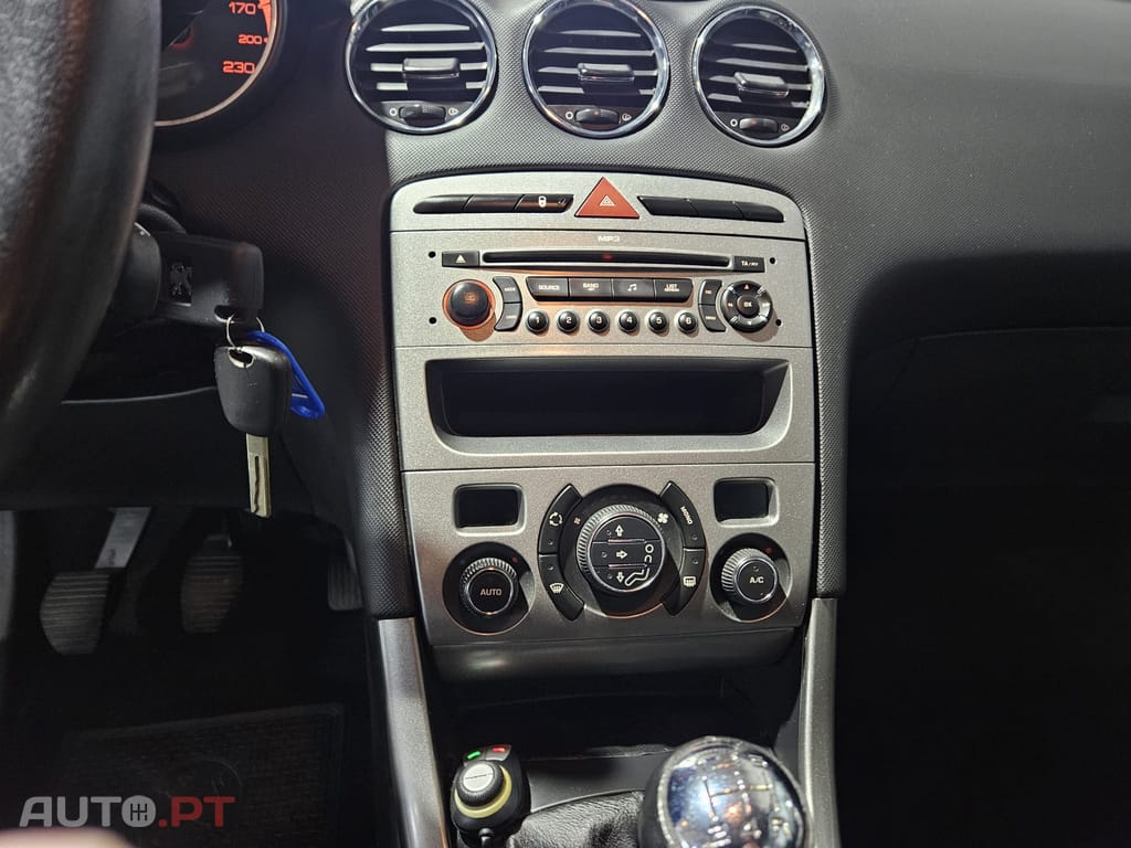 Peugeot 308 1.4 16V Executive (2007-2010)