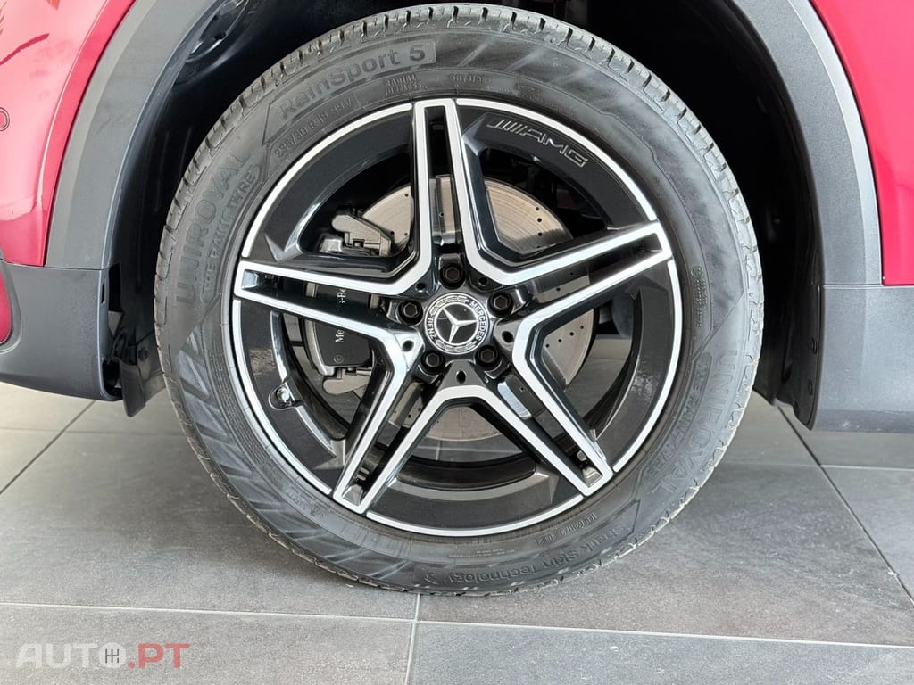 Mercedes-Benz GLB 180 AMG Line