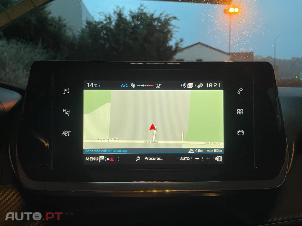 Peugeot 208 1.2 PureTech Allure EAT8