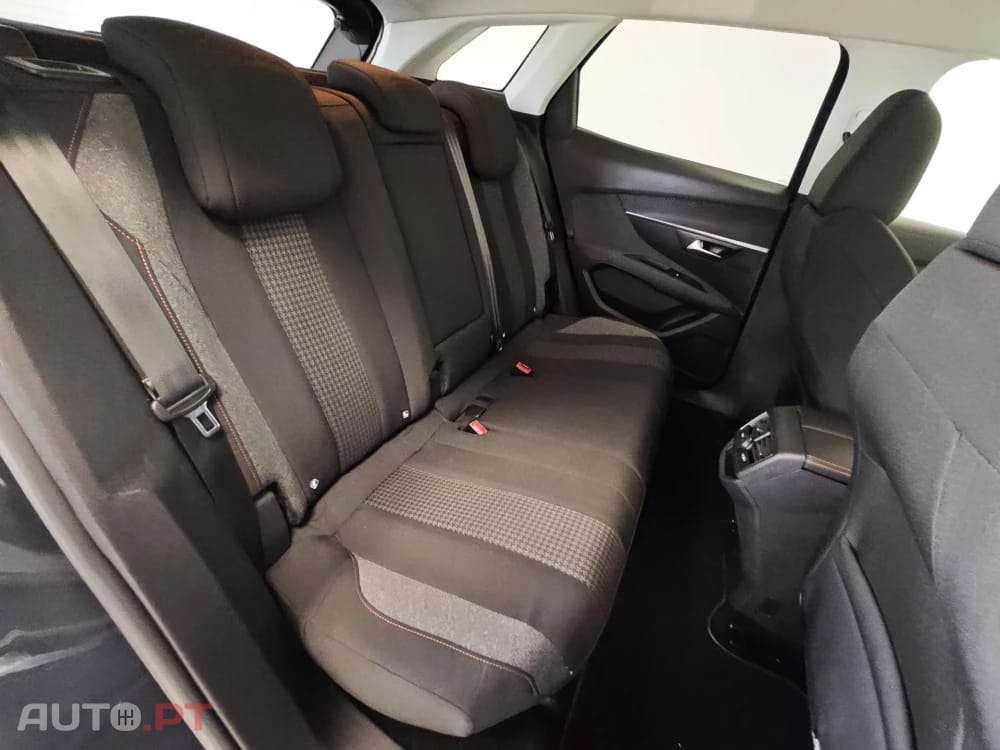 Peugeot 3008 BlueHDi 130 Stop & Start Active Pack