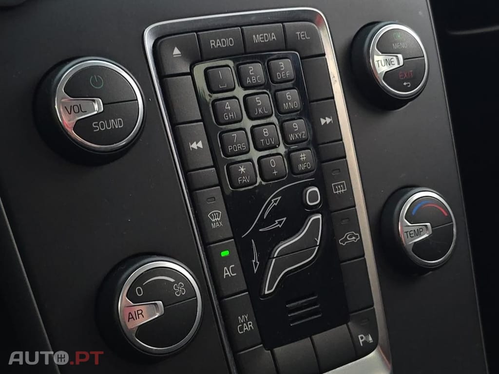 Volvo V40 2.0 D2 Momentum