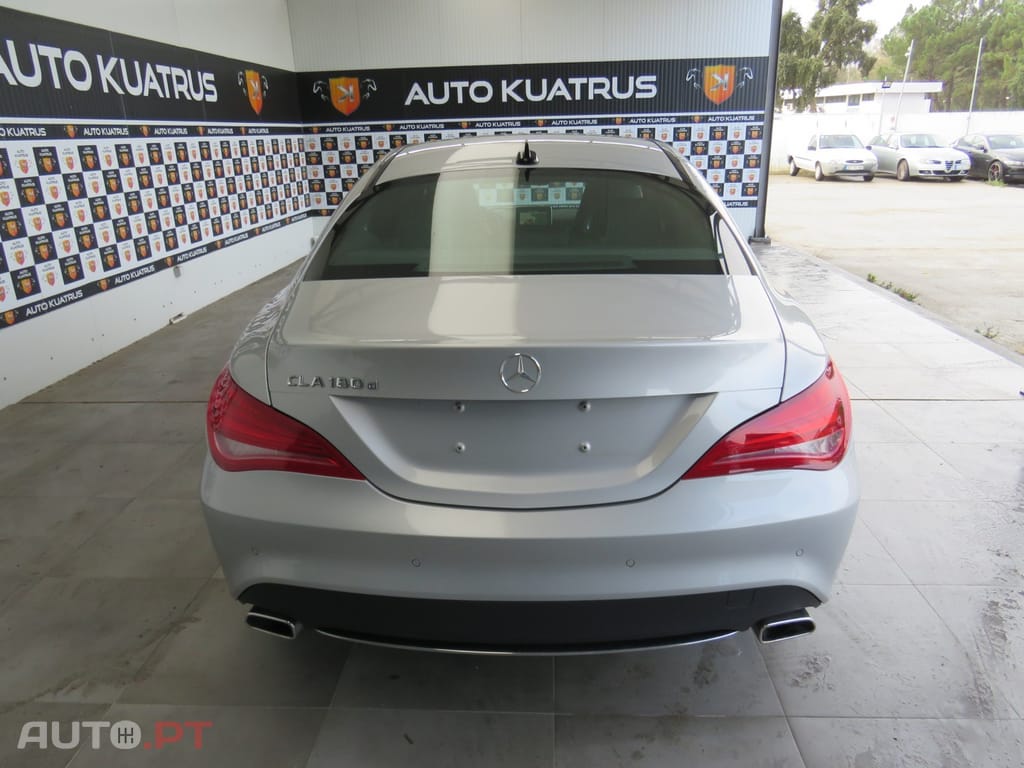 Mercedes-Benz CLA 180 180 D
