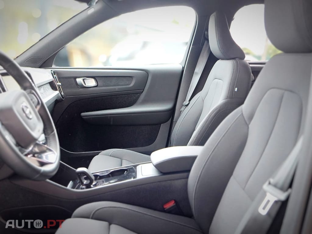 Volvo XC40 Recharge Extended Range Plus