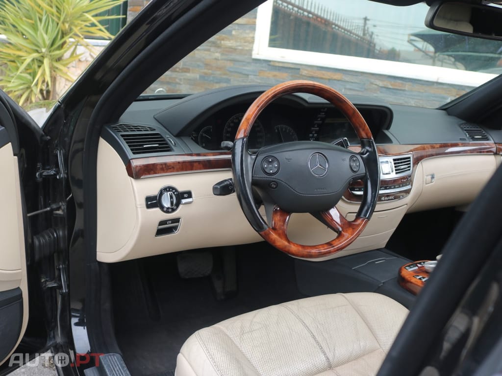 Mercedes-Benz S 500 4-Matic Longo