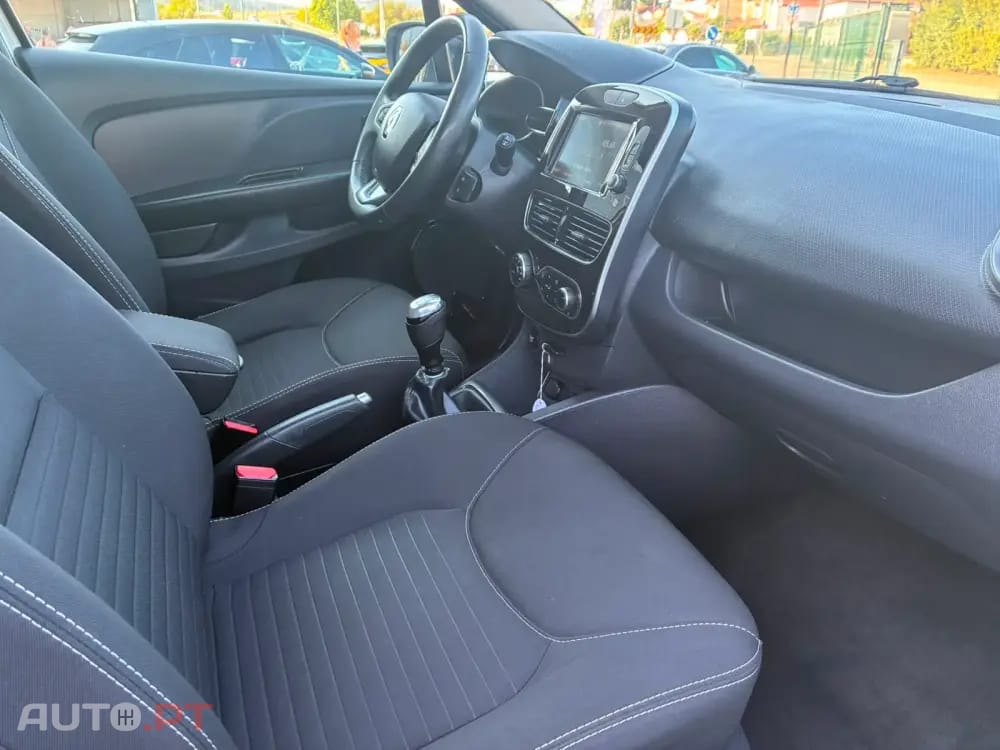 Renault Clio Sport Tourer 1.5 dCi Limited