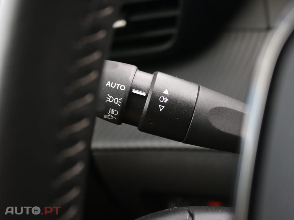 Peugeot E-208 50 kWh Allure