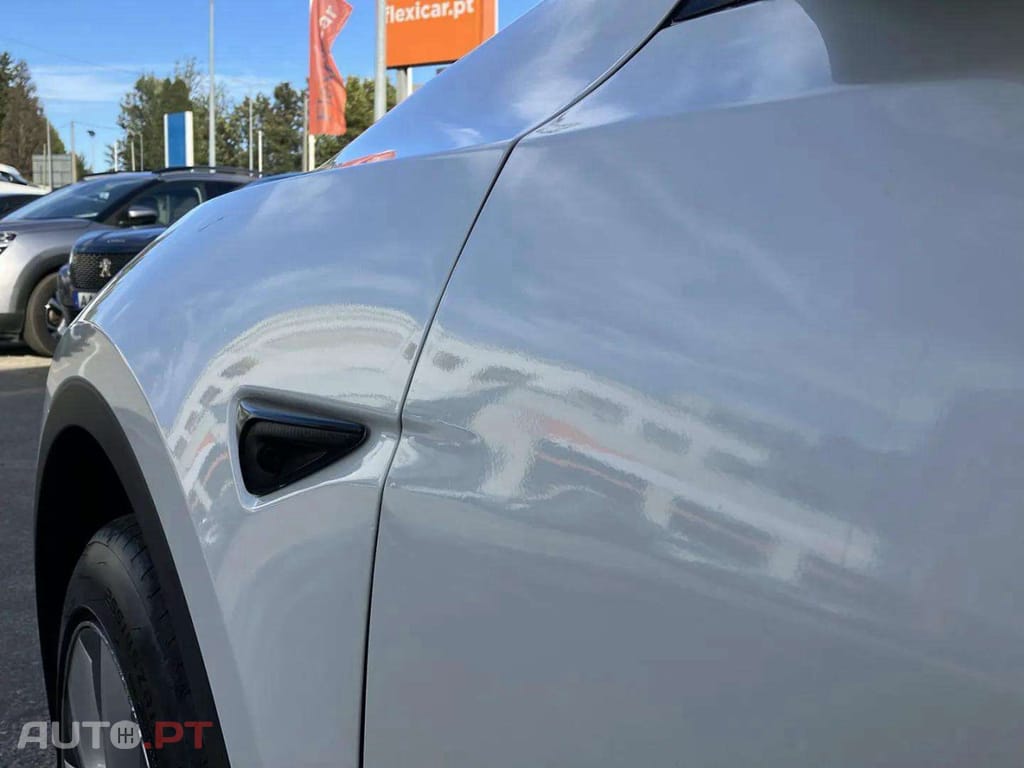 Tesla Model Y Tração Traseira