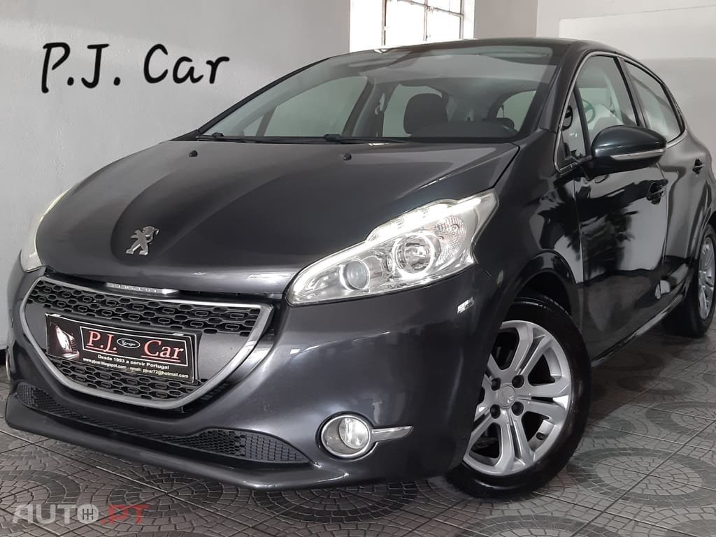Peugeot 208 Allure 1.6 E-HDI 92 CV