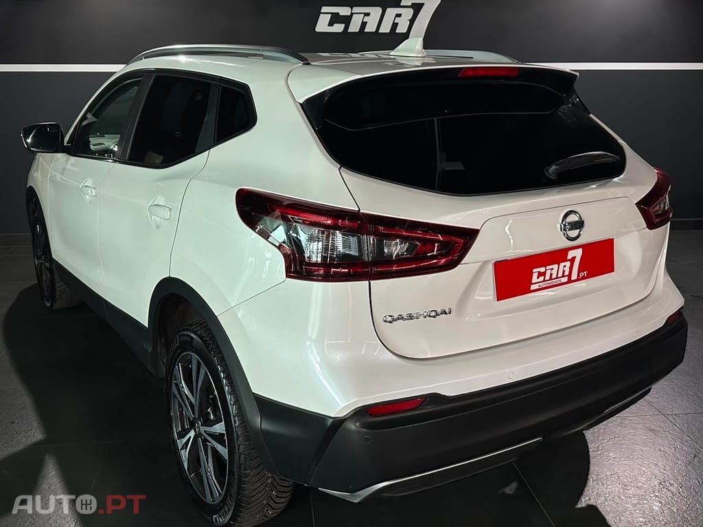 Nissan Qashqai 1.5 dCi N-Connecta J18