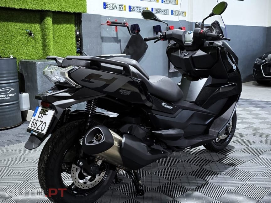 BMW C 400 GT Triple Black