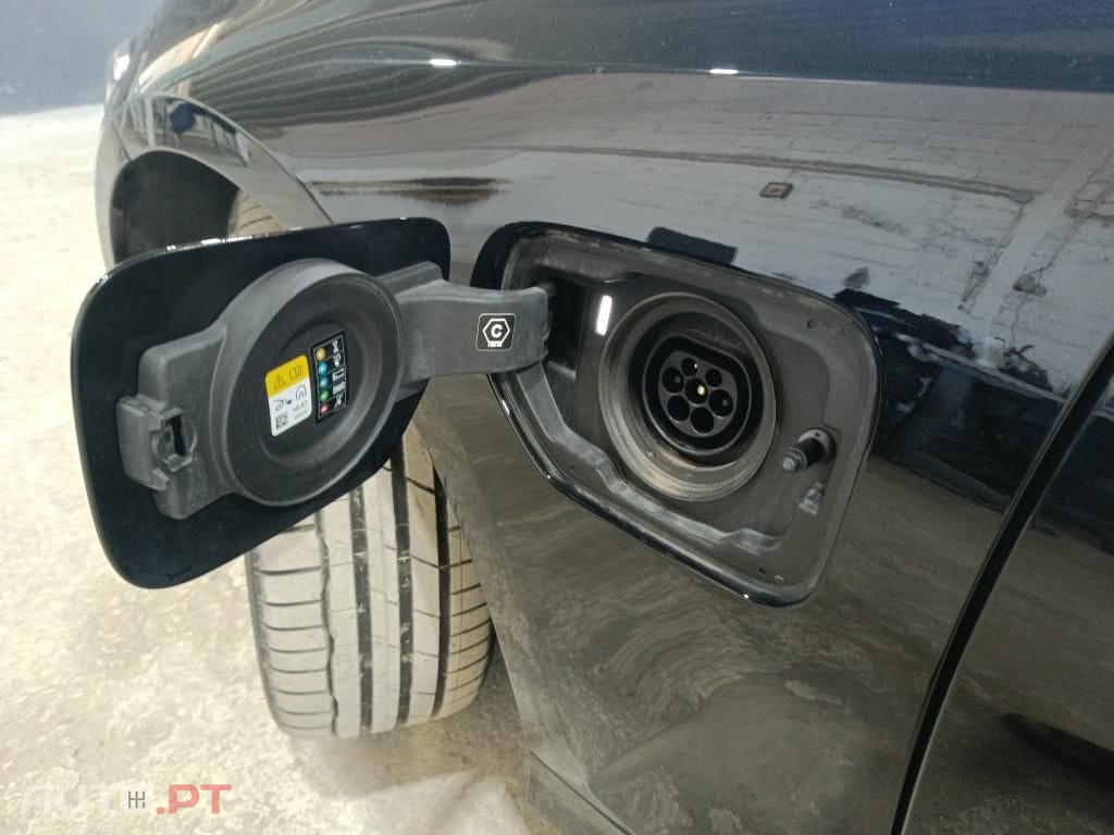 BMW 320 e Auto