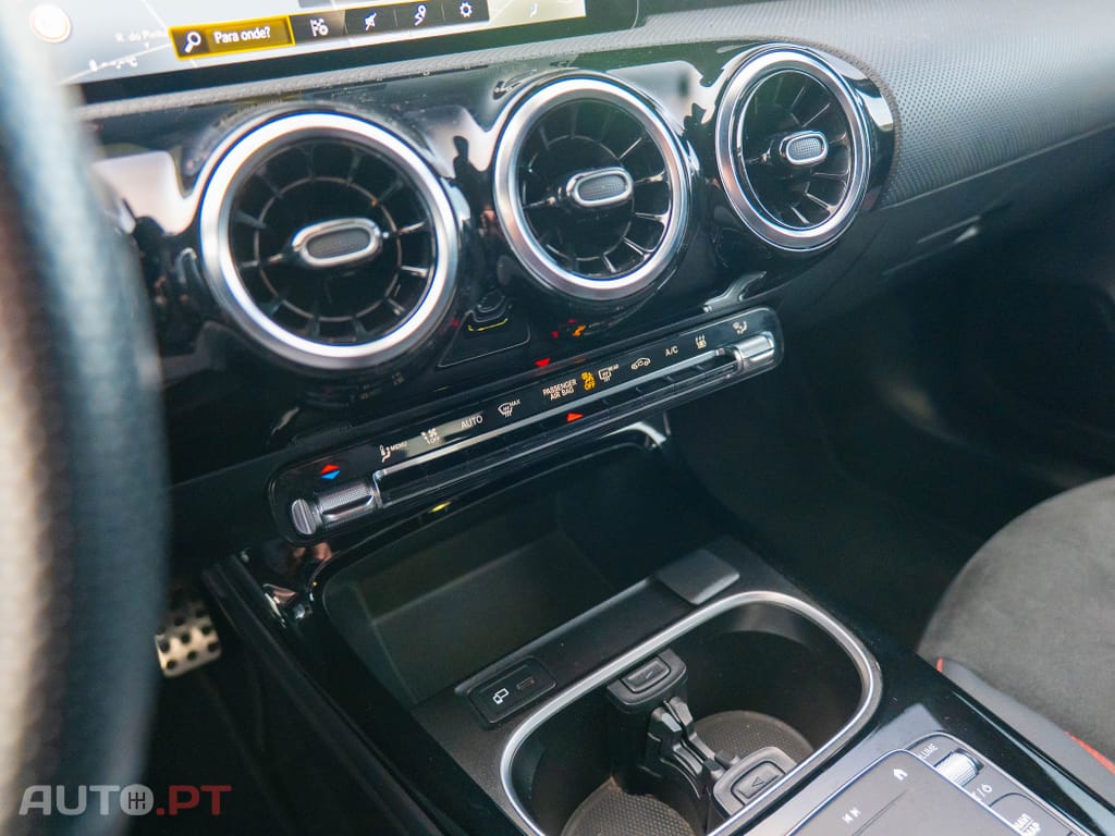 Mercedes-Benz A 250 e 8G-DCT AMG Line