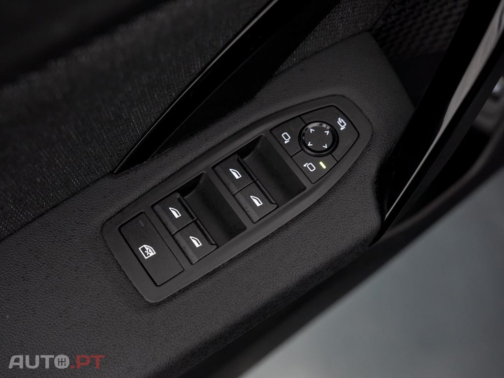 BMW iX1 eDrive20 xLine