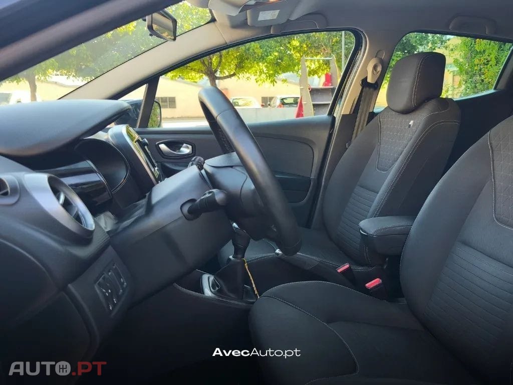 Renault Clio (Energy) TCe 90 Start & Stop LIMITED