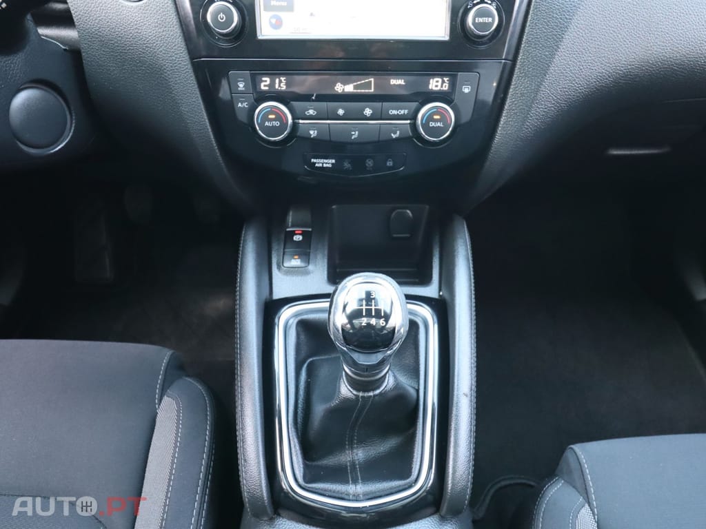 Nissan Qashqai 1.5 dCi N-Connecta 18 RS