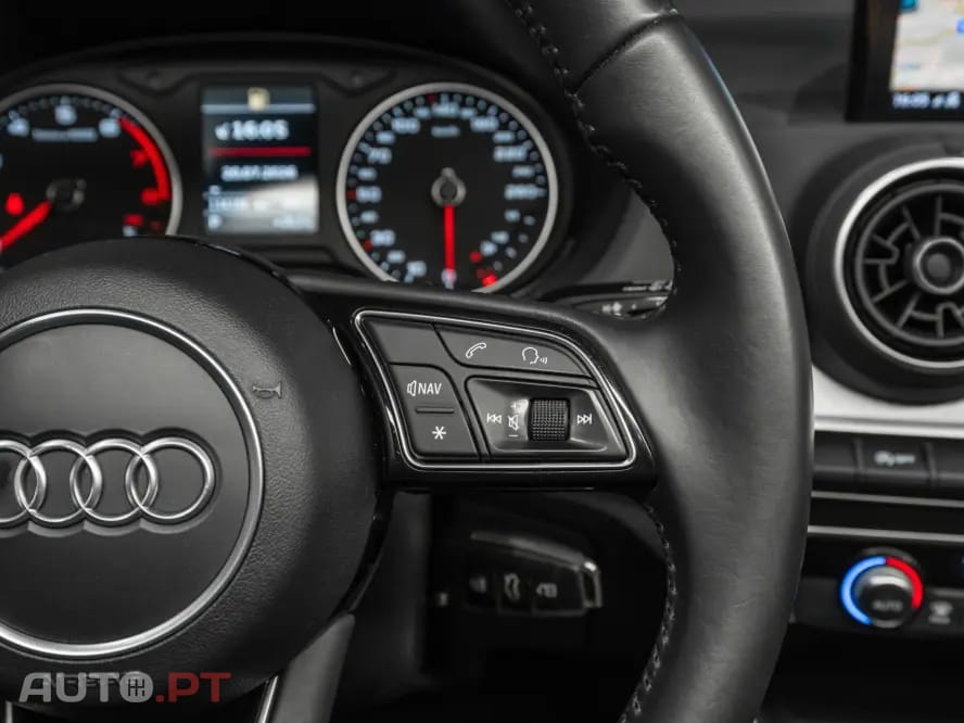Audi Q2 30 TFSI Sport S tronic
