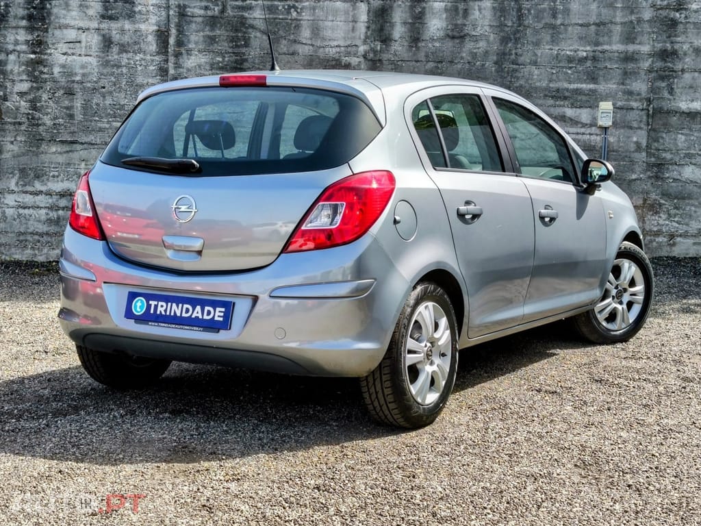 Opel Corsa 1.2 Enjoy