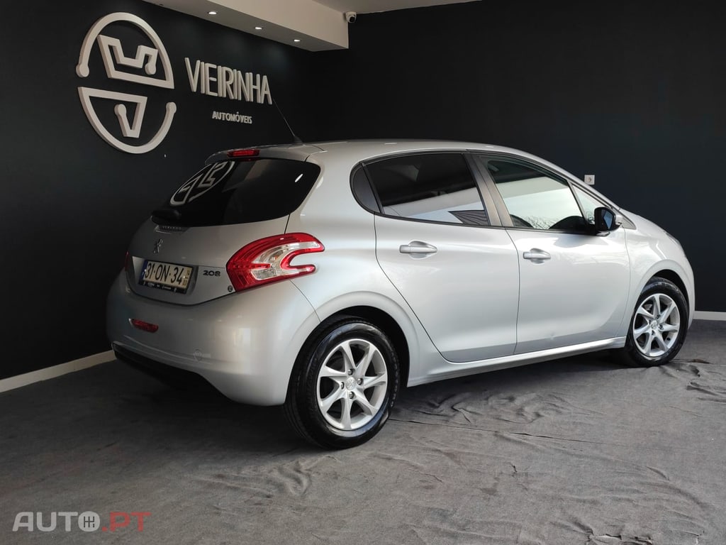 Peugeot 208 1.4HDI ACTIVE