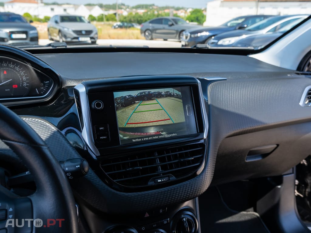 Peugeot 208 1.2 PureTech Style