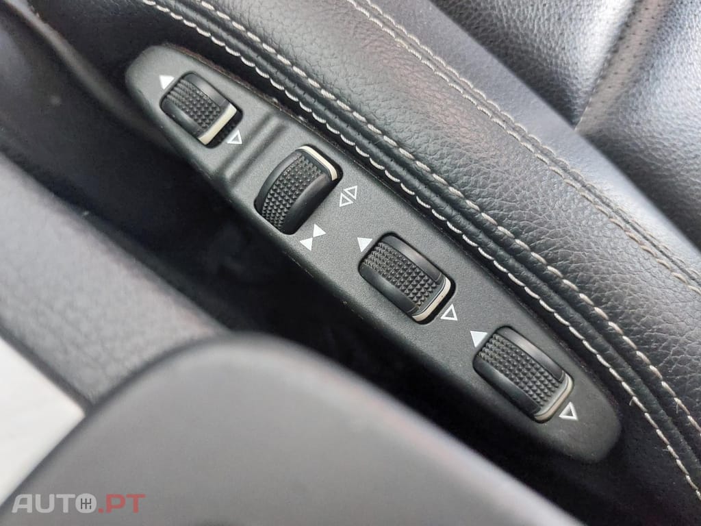 Mercedes-Benz E 220 CDI Avantgarde BlueEfficiency