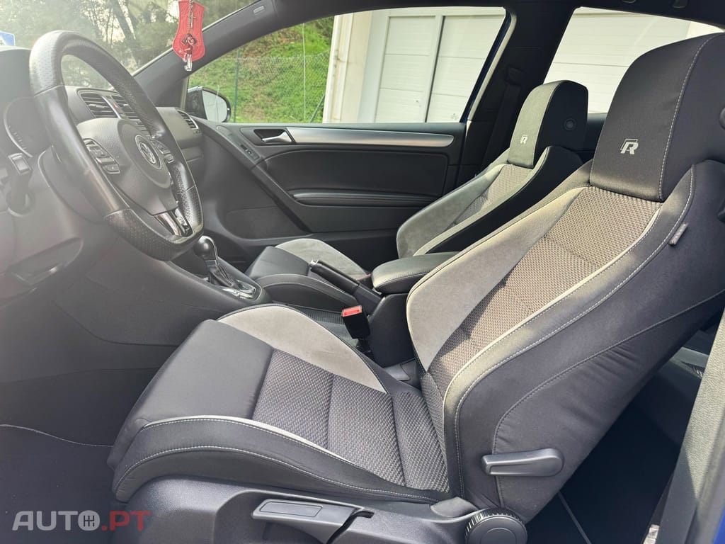 Volkswagen Golf 2.0 TSi R20 DSG