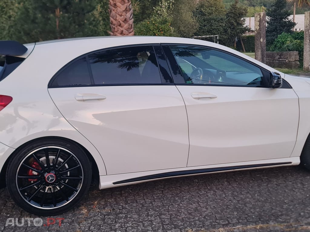 Mercedes-Benz A 180 d AMG Line