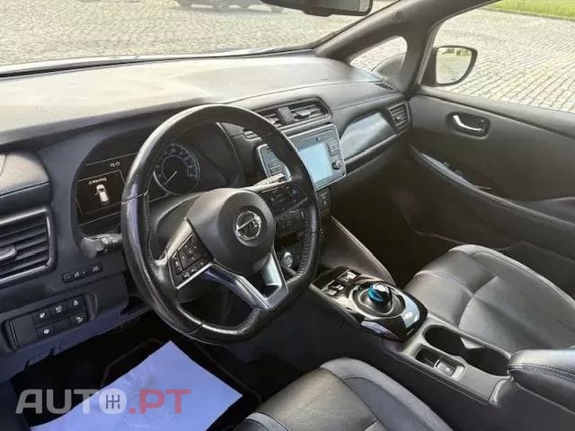 Nissan Leaf Tekna Two Tone+ProPilot Park