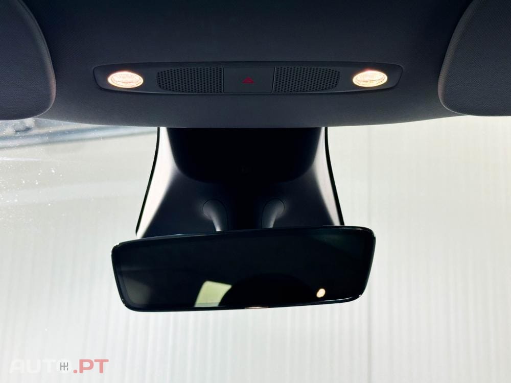 Tesla Model Y Long Range Dual Motor AWD