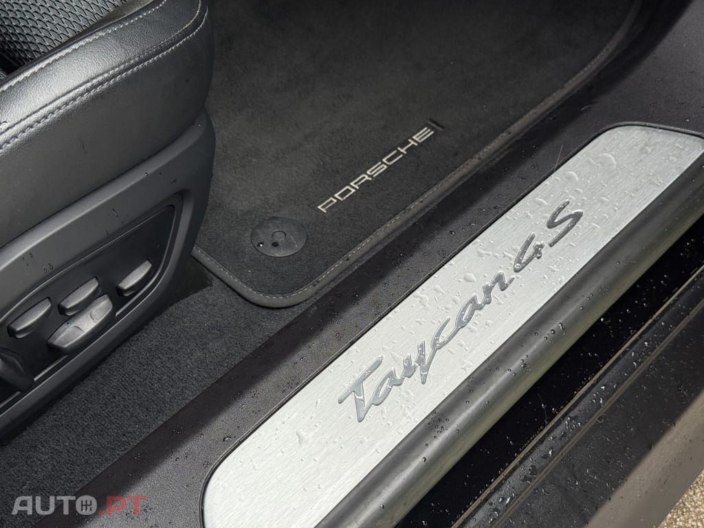 Porsche Taycan 4S