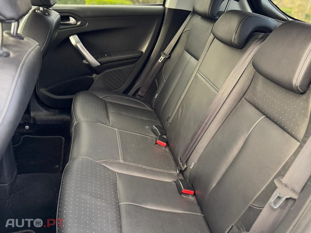 Peugeot 208 1.2 VTi Allure