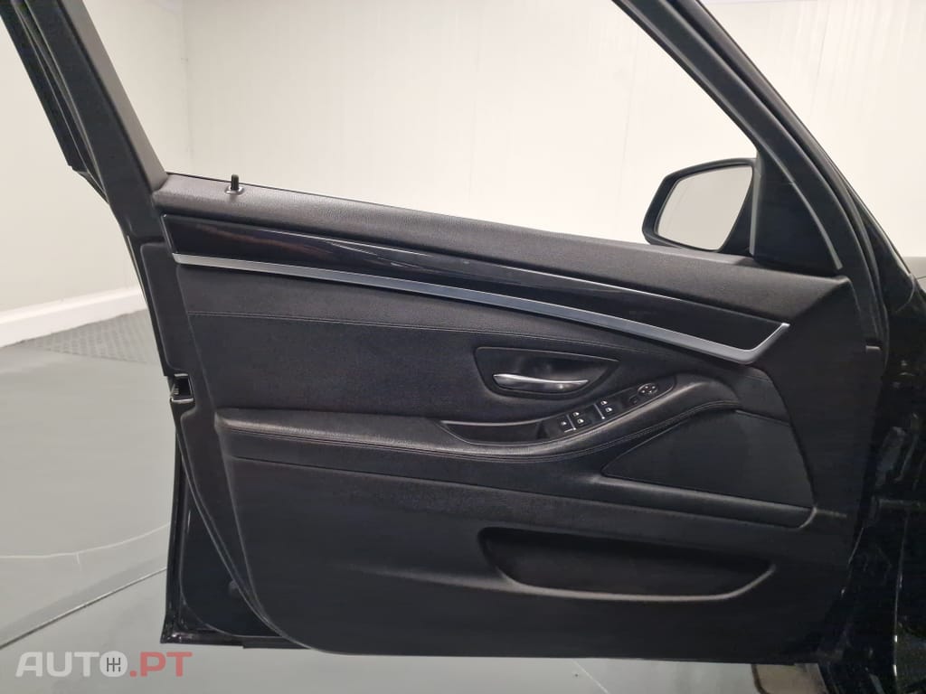 BMW 520 Touring D Line Sport